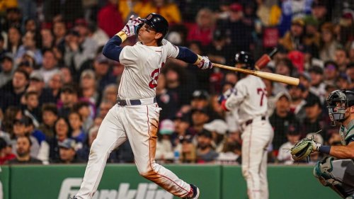 Sizzling Red Sox pursue series win over Mariners