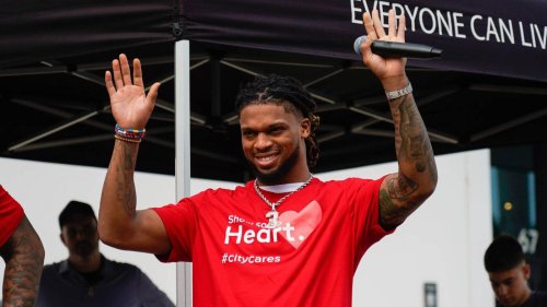 Bills' Damar Hamlin participates in team drills
