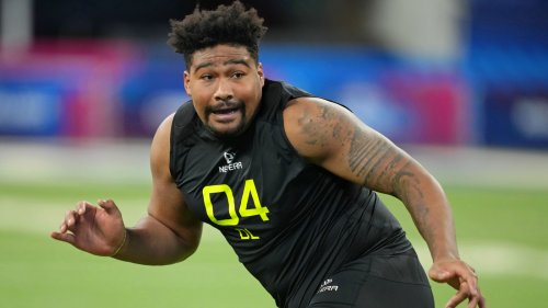 Steelers' DL Coach Karl Dunbar Has Strong Message For Both Rookie Linemen