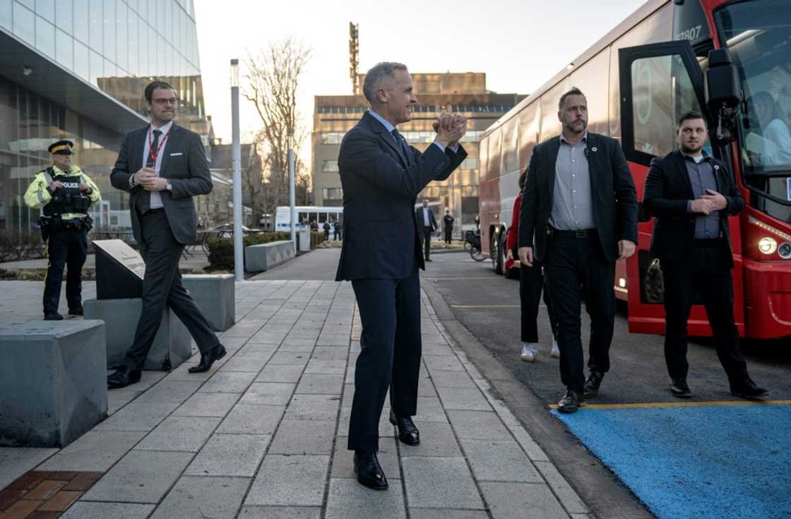 Canada loses jobs for first time in 3 years as US tariffs bite