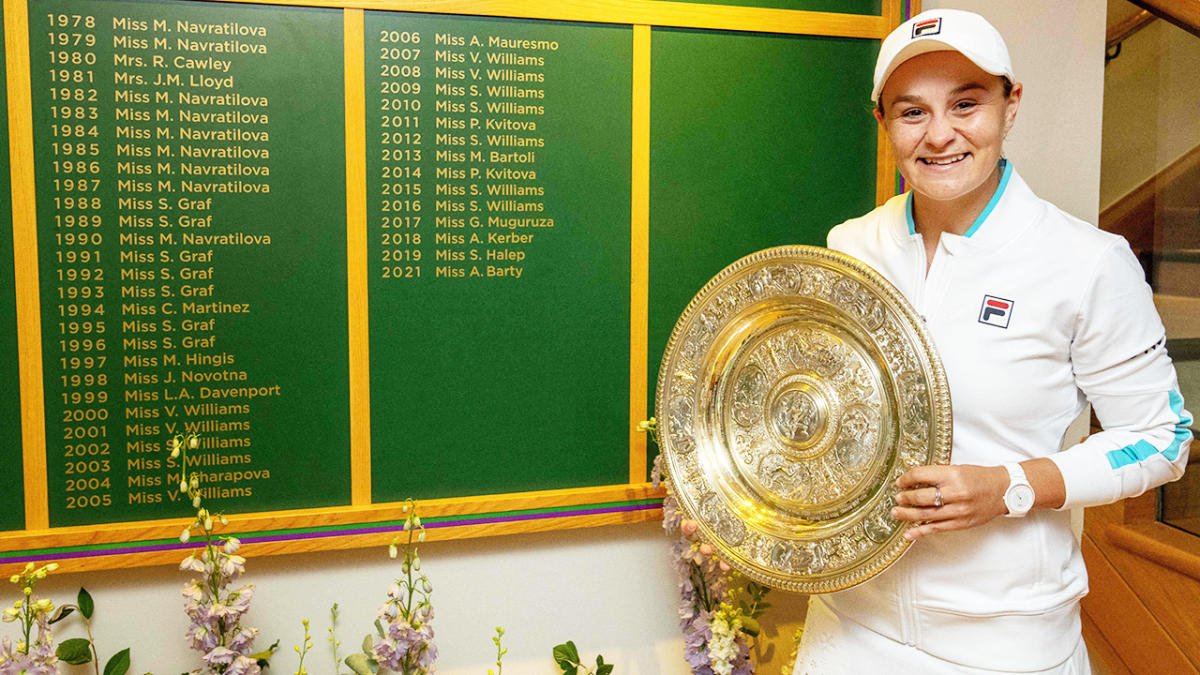 Fan fury after spotting detail in photo of Ash Barty at Wimbledon