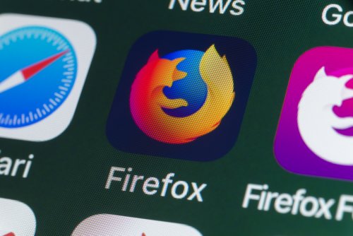 Firefox can now automatically remove tracking from URLs