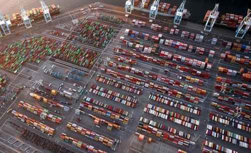 Lazy crane operators making $250,000 a year exacerbating port crisis, truckers say