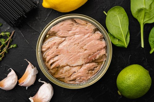 Canned tuna sold at Costco, Trader Joe's recalled over botulism concerns. What to know about the potentially fatal bacteria and other foodborne illnesses.