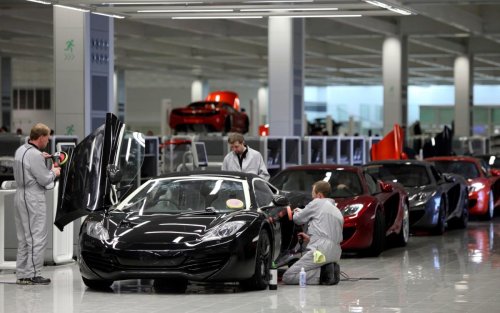 UAE buys McLaren after carmaker suffers record loss
