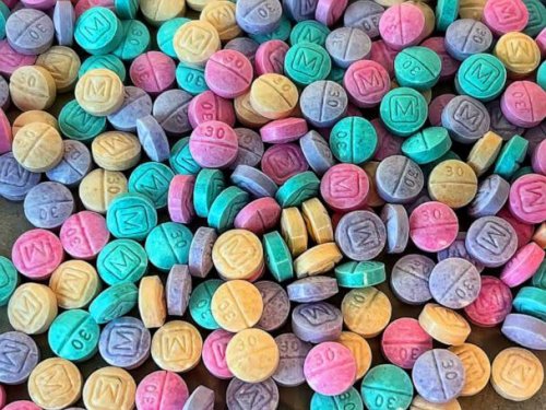 Officials warn about candy-lookalike 'rainbow' fentanyl ahead of Halloween