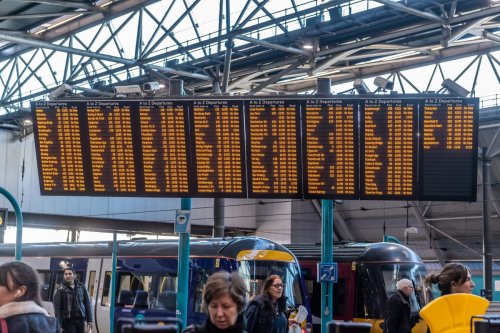 Trains delayed between Leeds and Doncaster as trespassers block railway lines near Fitzwilliam Station