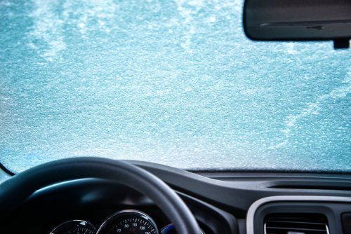 Former NASA engineer shares quickest way to defrost windscreens