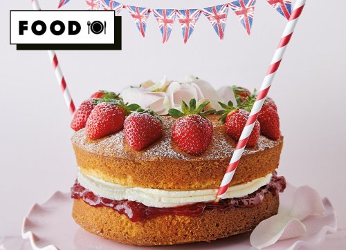 Carolyn Robb's strawberry bunting cake recipe - YOU Magazine