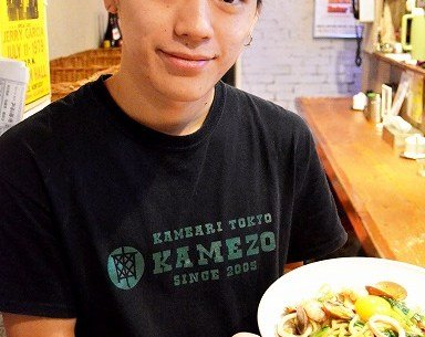 【本日のイケメン】亀有のラーメン店でフェミニン系美男子を発見 / 魚介類たっぷりのちゃんぽんとイケメンのコラボを満喫♪