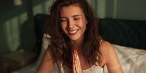 8 Spiritual Habits The Happiest, Most Balanced People Practice Every Night Before Bed