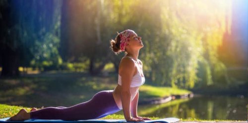 4 Simple Yoga Poses That Can Instantly Calm Your Nerves