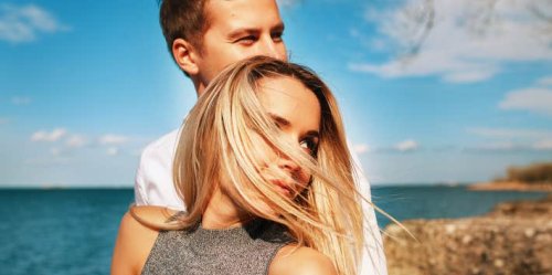 10 Ways Happy Wives Show Their Husbands They're Still In Love With Them