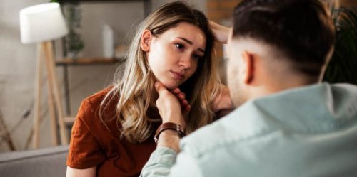 If These 4 Behaviors Are Present In Your Relationship, It's Doomed