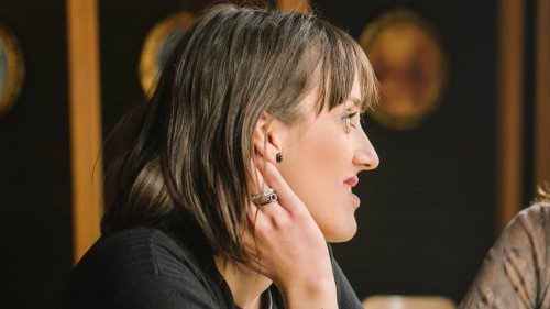 People With No Social Skills Often Do These 7 Things Without Even Realizing