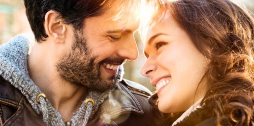 When Two People Are Really in Love, Psychology Says These 4 Things Just Happen Naturally