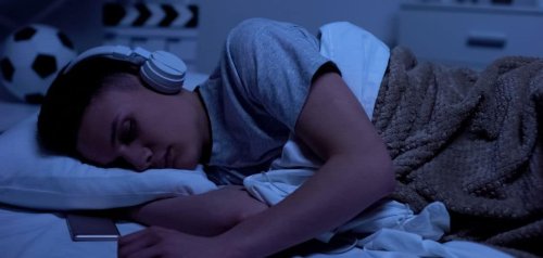 I Let My Teen Keep His Phone at Night—Here’s Why