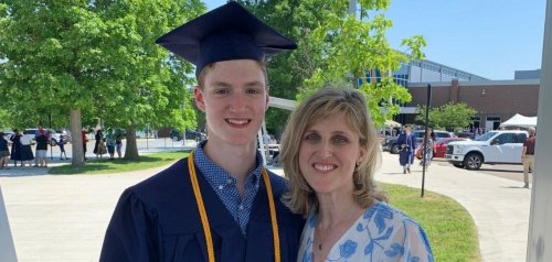 Parents of Graduates, Here’s How YOU Should Be Celebrating Graduation
