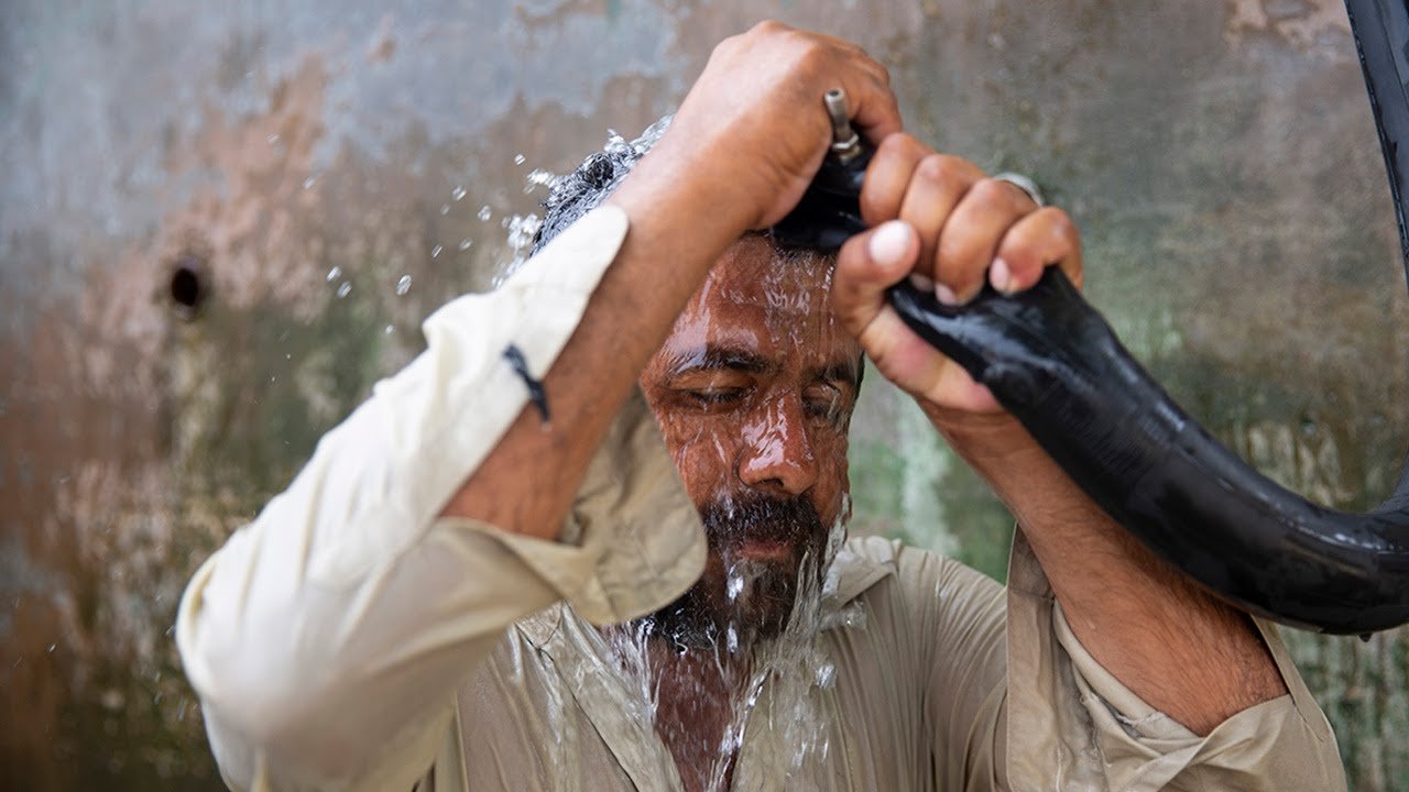 Hotter than the human body can handle: Pakistan city broils in world’s highest temperatures