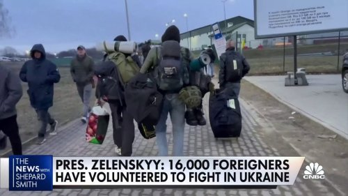 16,000 foreign fighters flock to Ukraine to fight Russia