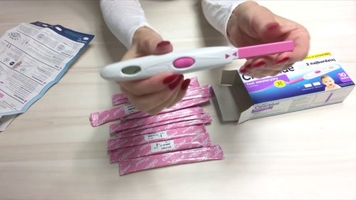 Test przecież ma naniesione na siebie przeciwciała Anty-hCG, dzięki temu silna... — Jaką skuteczność mają testy ciążowe?