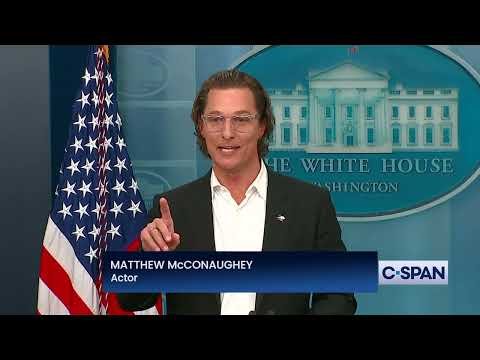 Matthew McConaughey Calls Out Do-Nothing Politicians After Visit To Washington: “Solutions Would Put Them Out Of A Job”
