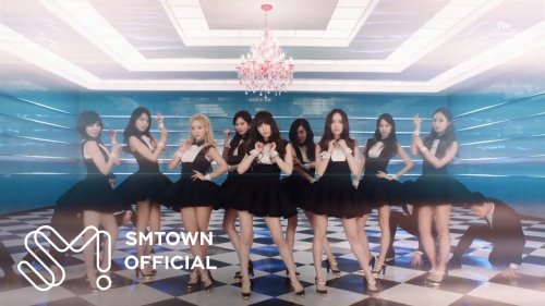 Girls' Generation 소녀시대 'Mr.Mr.' MV