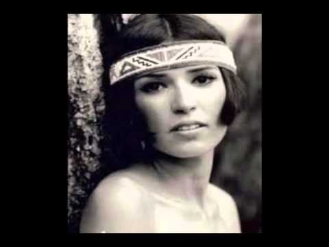 Sacheen Littlefeather discusses Oscar Controversy