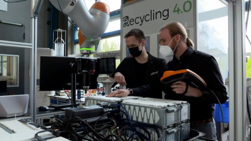 Schnelles Recycling von Akkus: Roboter als Klimaretter?