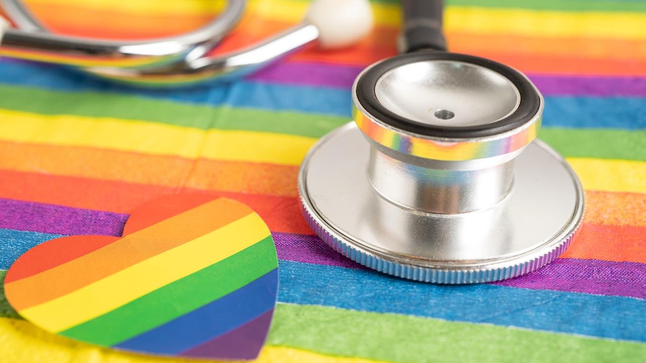 Ausgrenzung im Gesundheitswesen:Wie queere Personen diskriminiert werden