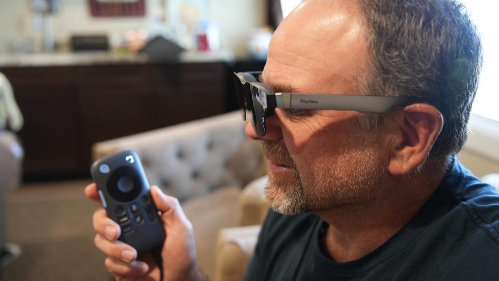 AR & VR: Augmented & Virtual Reality  - cover