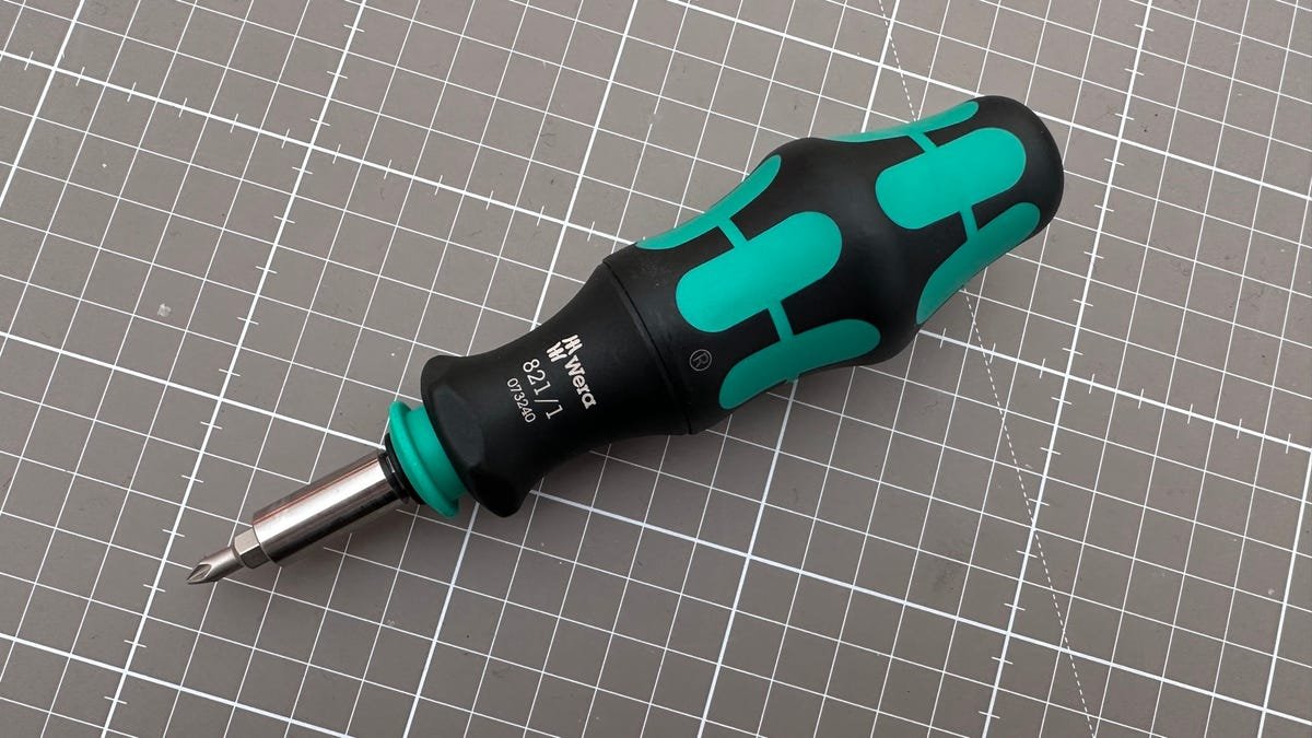 This musthave screwdriver has two cool hidden tricks Canada Today