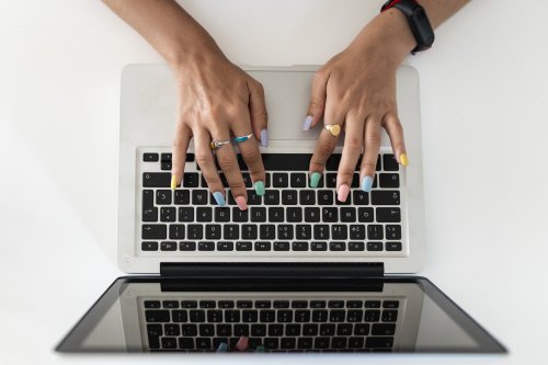 ChatGPT : comment l’utiliser pour des recherches pour rédiger des articles, des présentations et des études