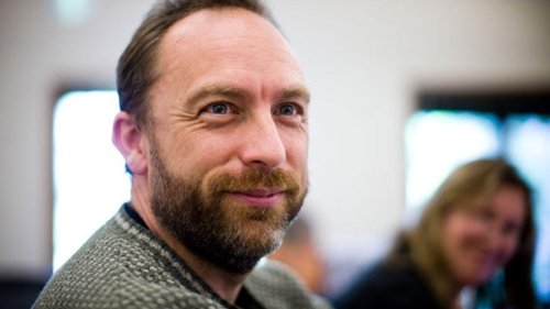Wikipedia's Jimmy Wales has quietly launched a Facebook rival social network