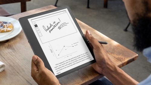 The Kindle Scribe vs the ReMarkable 2 Tablet: Digitize your notes