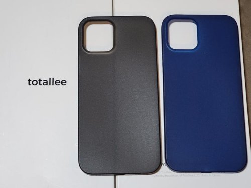 Totallee case for Apple iPhone 12: Subtle scratch protection