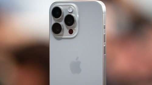 My iPhone's battery is fading faster than Apple promised, despite my best efforts