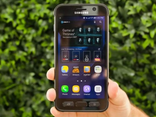 A Samsung user upgraded her Galaxy S7 and I'm stunned by her choice