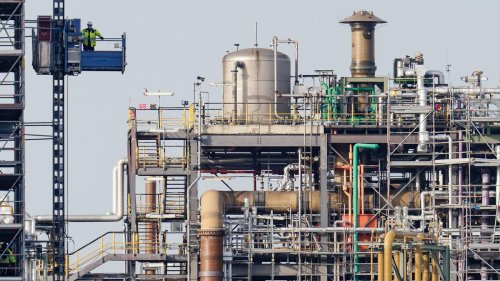 Chemieindustrie: BASF-Chef will milliardenschwere Konzernteile verkaufen