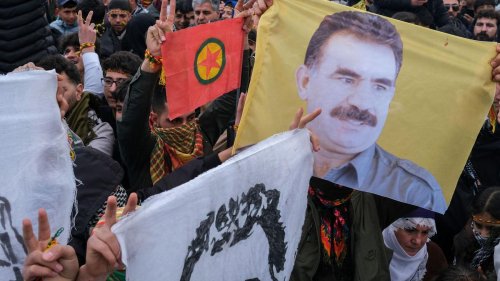Kurdenkonflikt: Endet mit PKK-Auflösung der Kurdenkonflikt in der Türkei?