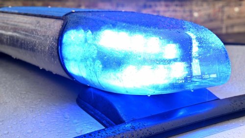 Landkreis Landshut: Polizei fahndet nach Pfleger von schwerverletzter Seniorin