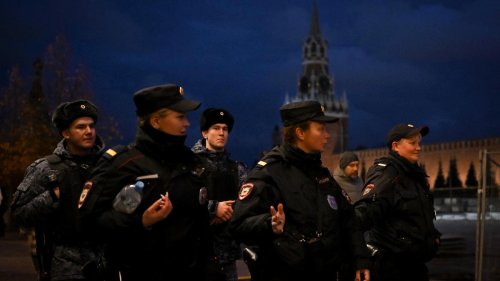 Extremismus-Erlass: Polizei geht in Russland mit Razzien gegen Schwulenclubs vor