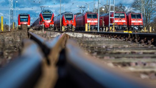 Warnstreik: Kein neues Angebot der Arbeitgeber – 800 Bahn-Standorte bestreikt