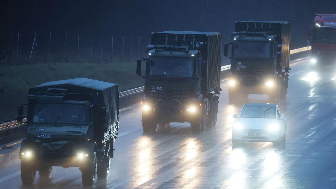 Militär: Litauischer Militärkonvoi durchquert Brandenburg