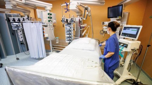 Gesundheit: Virologe: Omikron nicht mild - Krankenhäuser vor neuer Welle