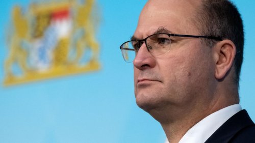 Finanzminister: Füracker kontert Rechnungshofkritik: Opposition kritisiert
