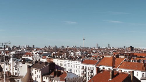 Wohnen und Mietkosten: "Mein Mann und ich schlafen auf Matratzen im Wohnzimmer"