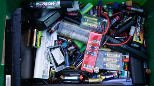 Gera: Mit Webseite gegen Bürgerängste zu Batterierecycling