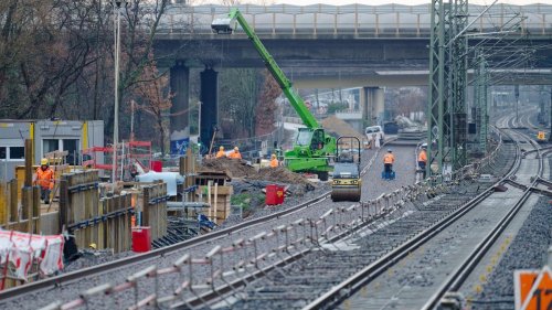 Bau: Bahnstrecke Düsseldorf-Köln soll wieder freigegeben werden