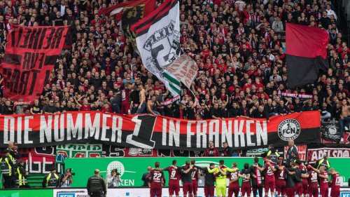 Fußball: Fürth gewinnt Franken-Derby: Joker Ache sticht spät